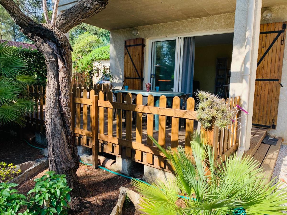Ecrin De Verdure Sur Le Lavandou - Classement Tourisme 3 Etoiles Exterior foto
